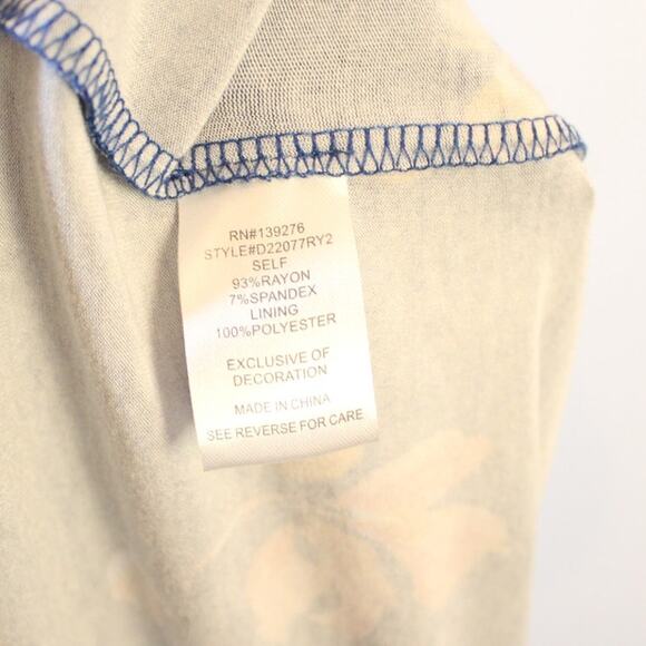 Daniel Rainn Women’s Small Blue Floral Blouse Short Sleeve Split Neck Top - Picture 6 of 8